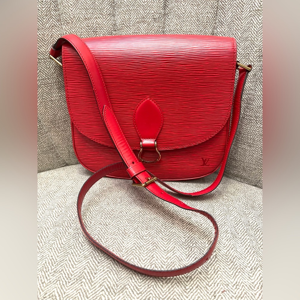 Sold   —-   Vintage Bag